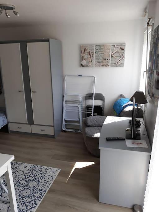 Studio Au Coeur Des Minimes A La Rochelle La Rochelle  Exterior foto